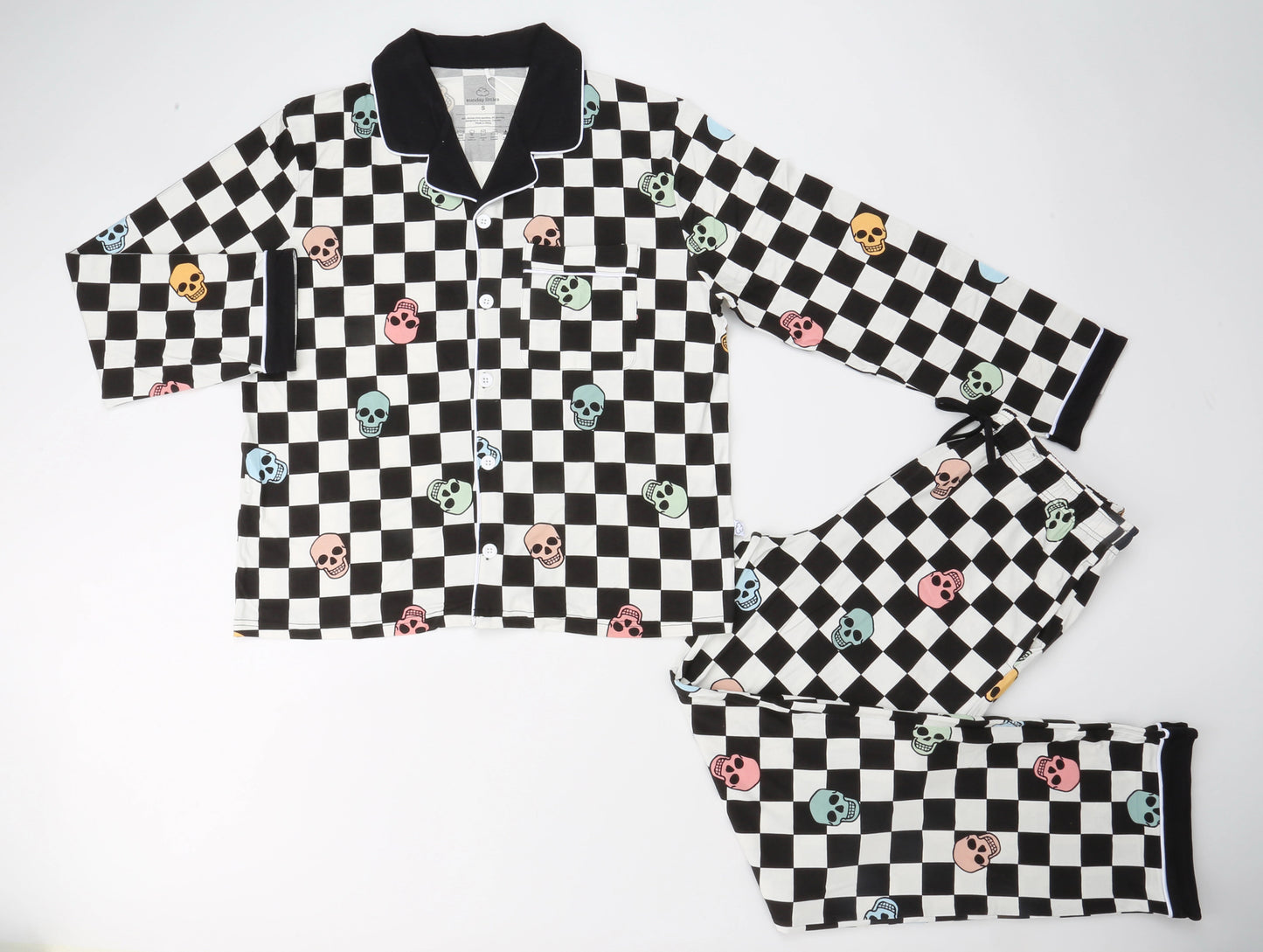 Women's Pajama Set in Checkered Skull