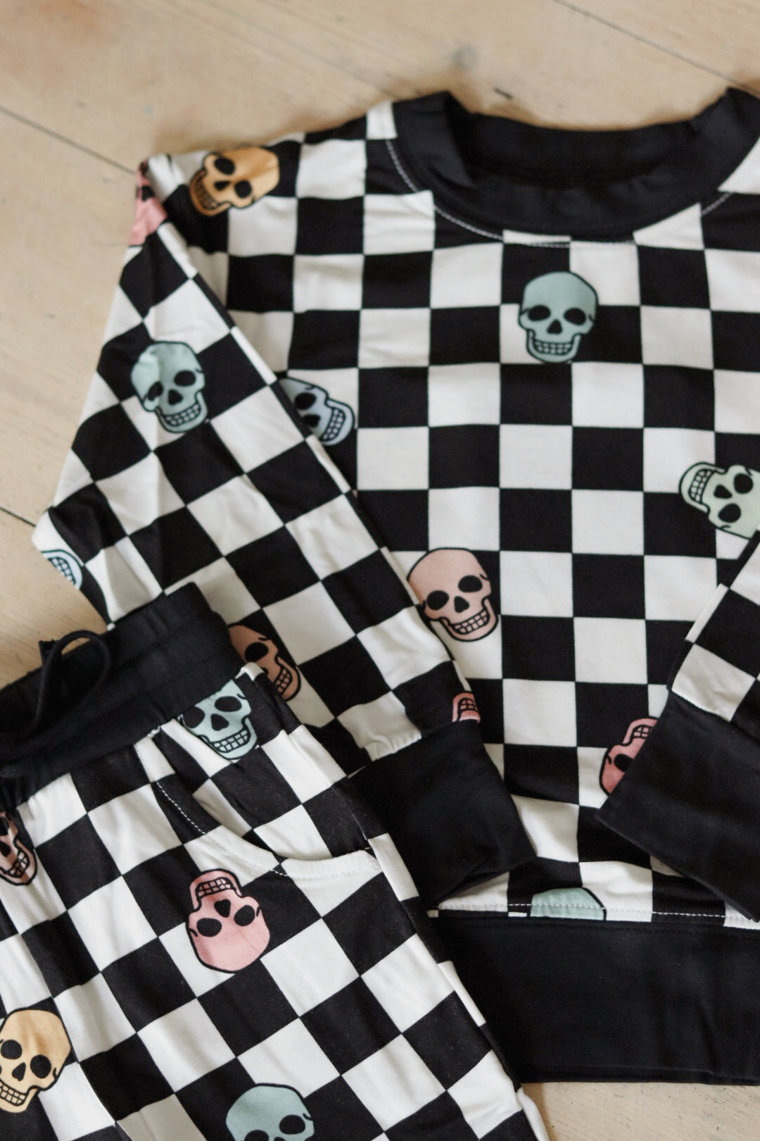 Little Sweat Set 1.0 in Checkered Skull