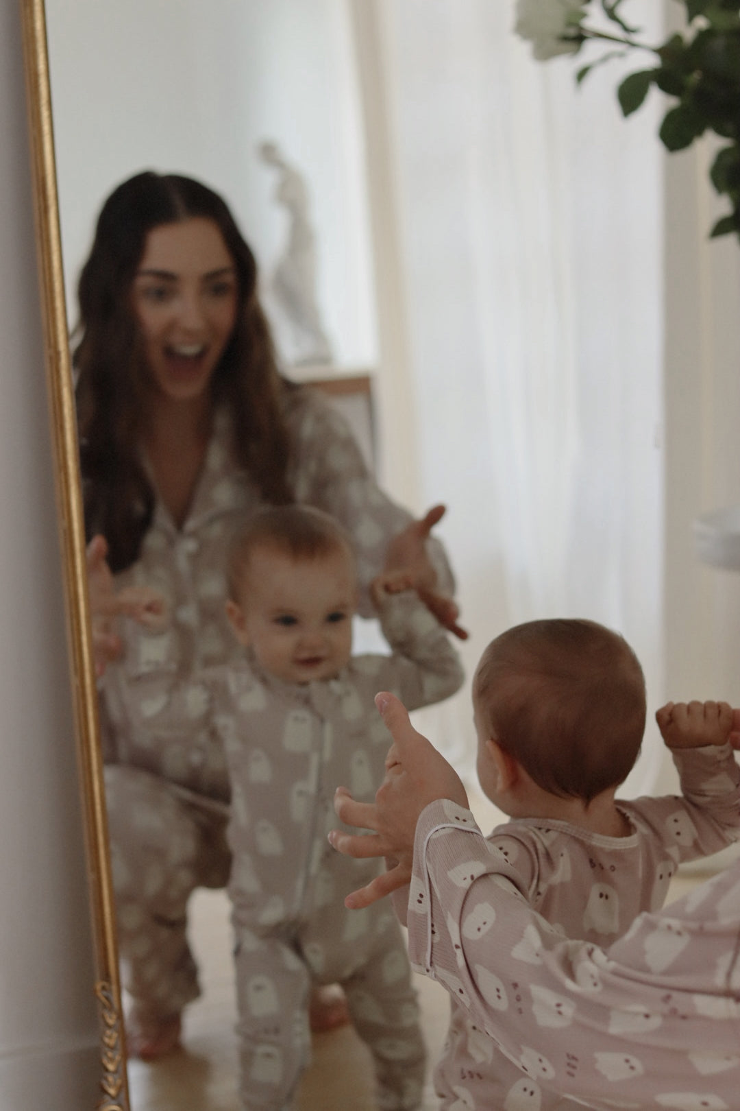 Women's Pajama Set in Neutral Boo