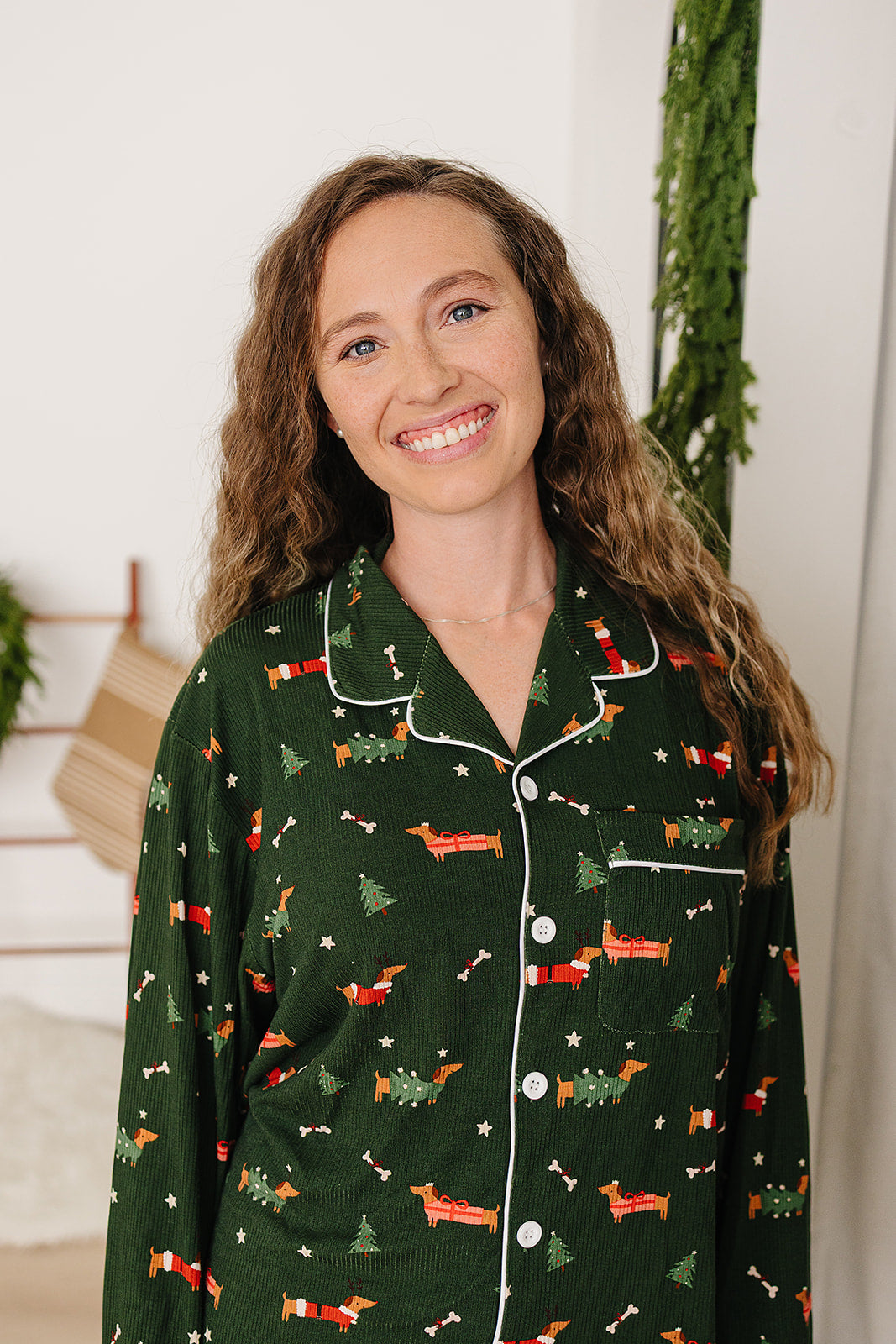 Women's Pajama Set in Jingle Pups