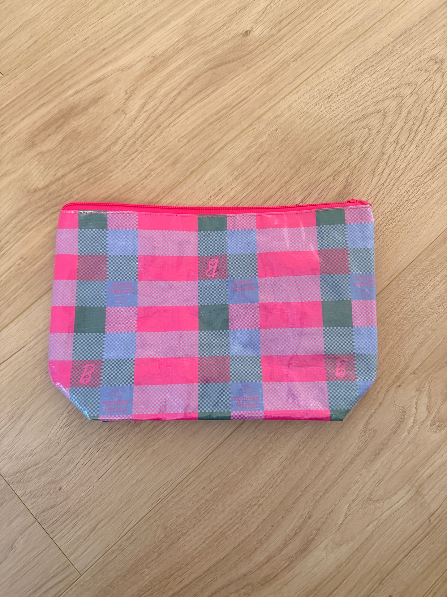 Makeup Bag in Barbie™ Plaid