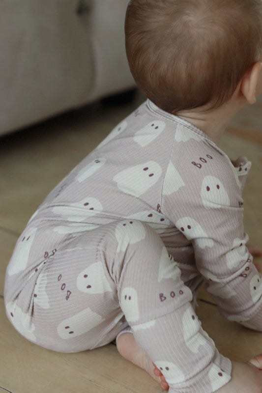 Little Zippers in Neutral Boo