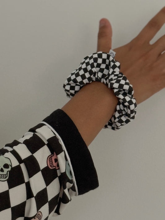 Sunday Scrunchies in Checkered