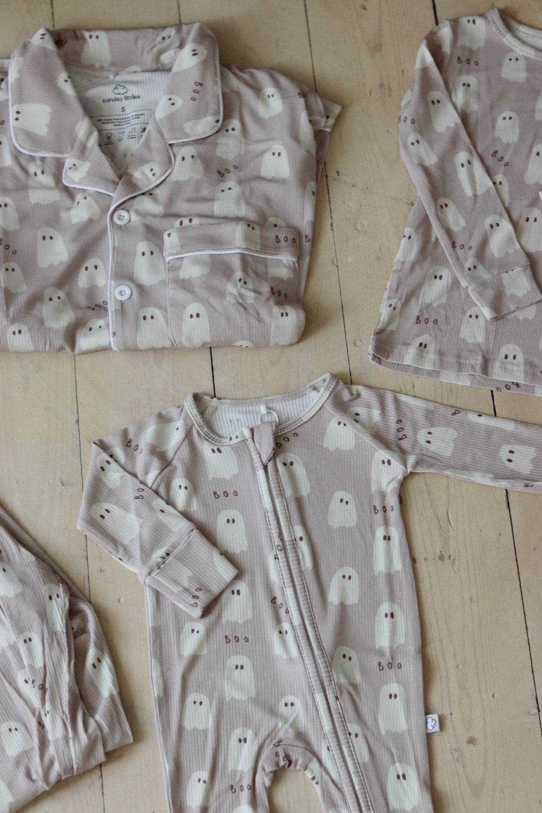 Little Zippers in Neutral Boo